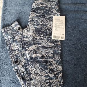 Lululemon Align Pant 28" - size 6